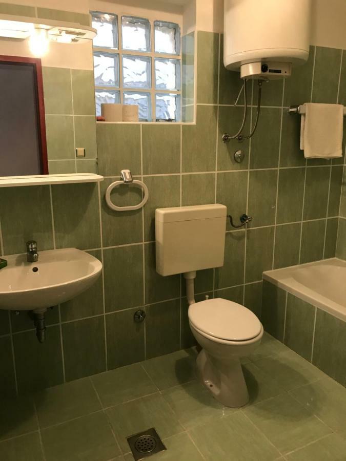 Apartment Pulic 라브 외부 사진